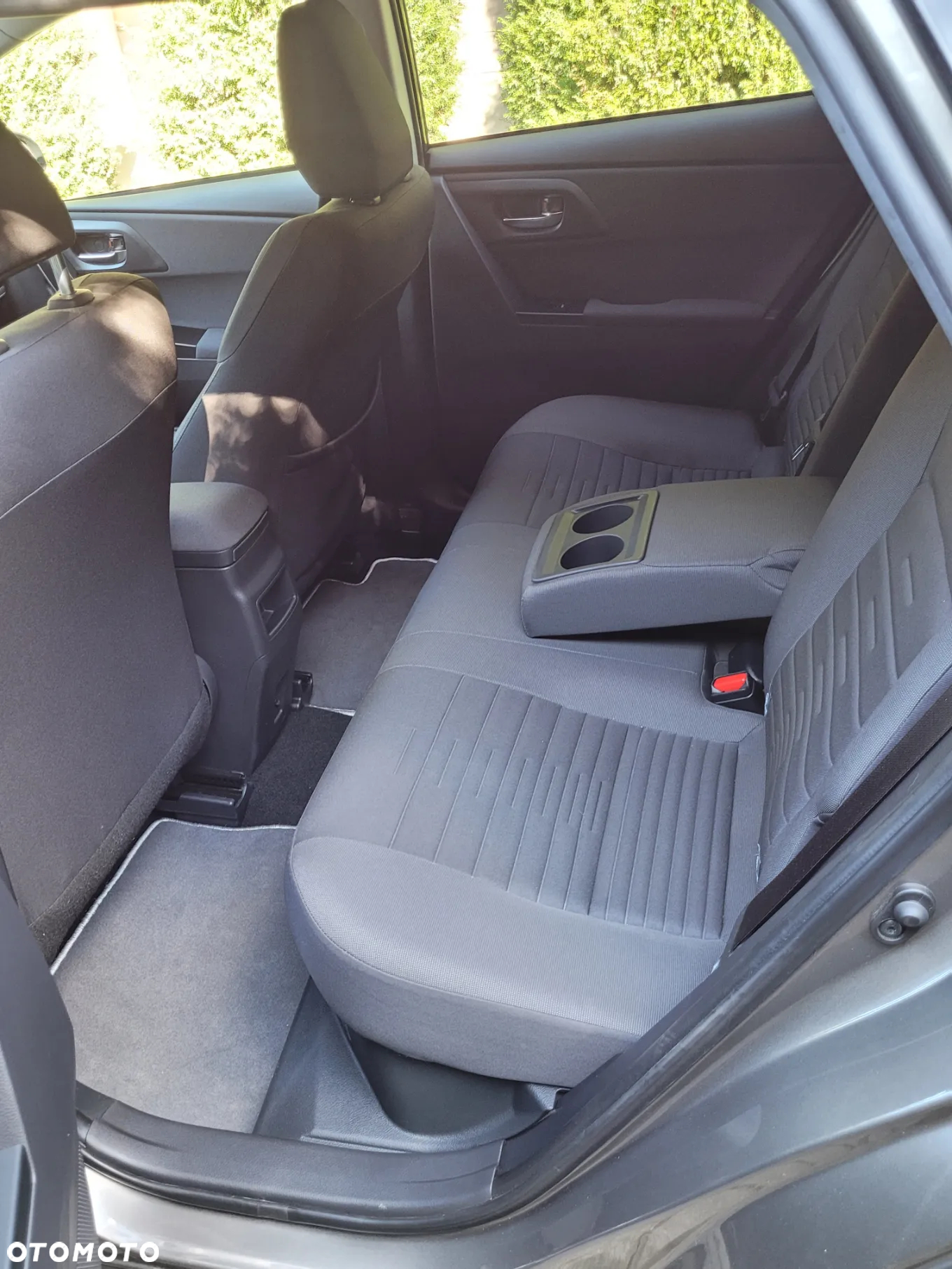 Toyota Auris 1.8 VVT-i Hybrid Automatik Life - 13