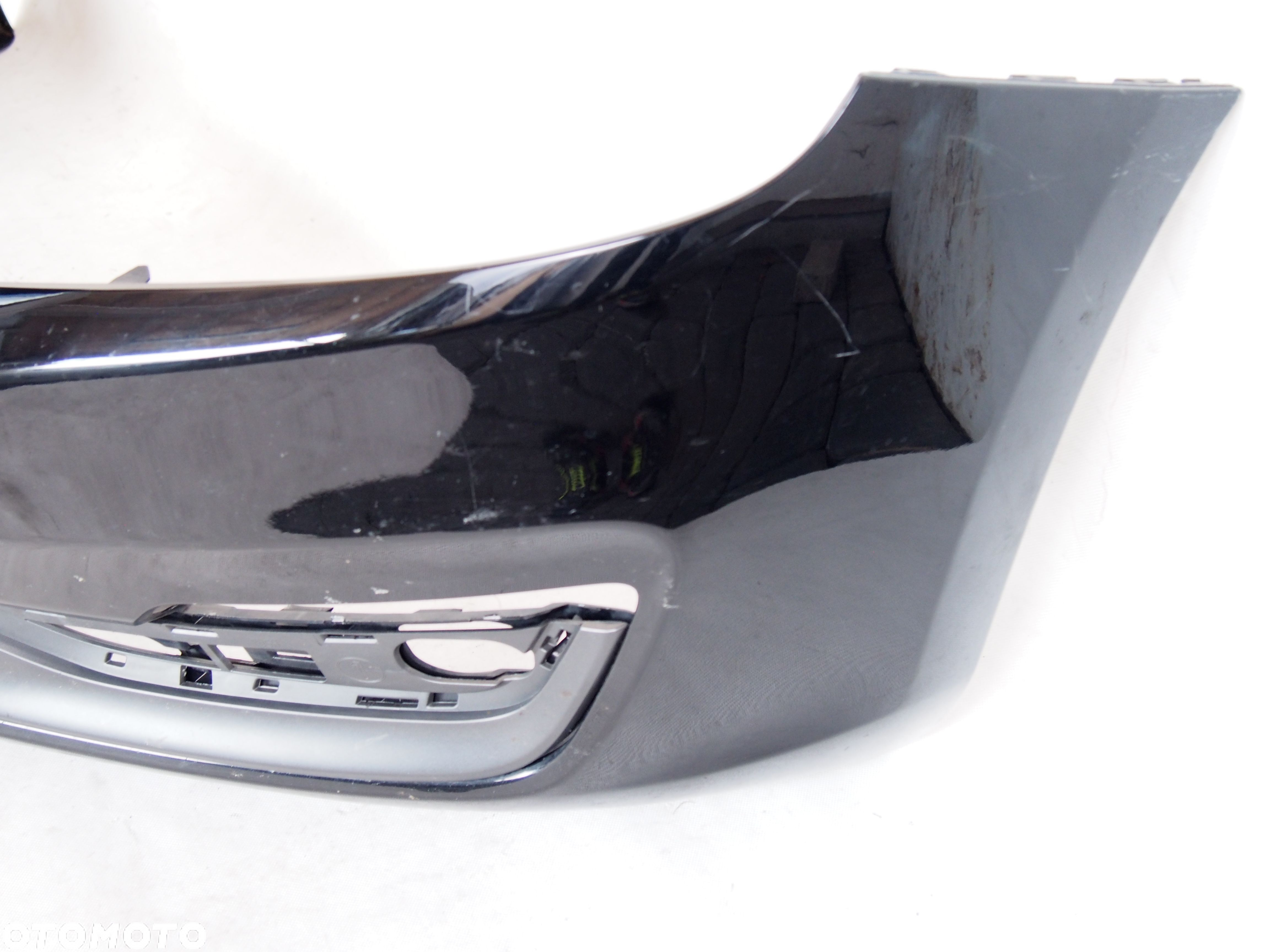 Volvo V70 13r FL Zderzak przod przedni v 70 2013 Lift - 3