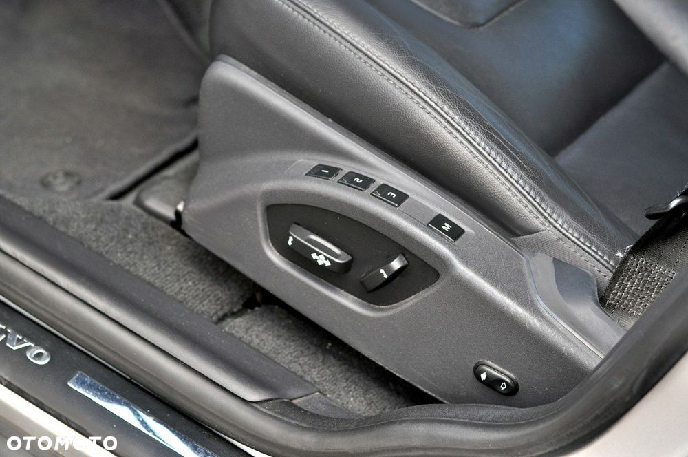 Volvo XC 60 D4 Drive-E Summum - 11