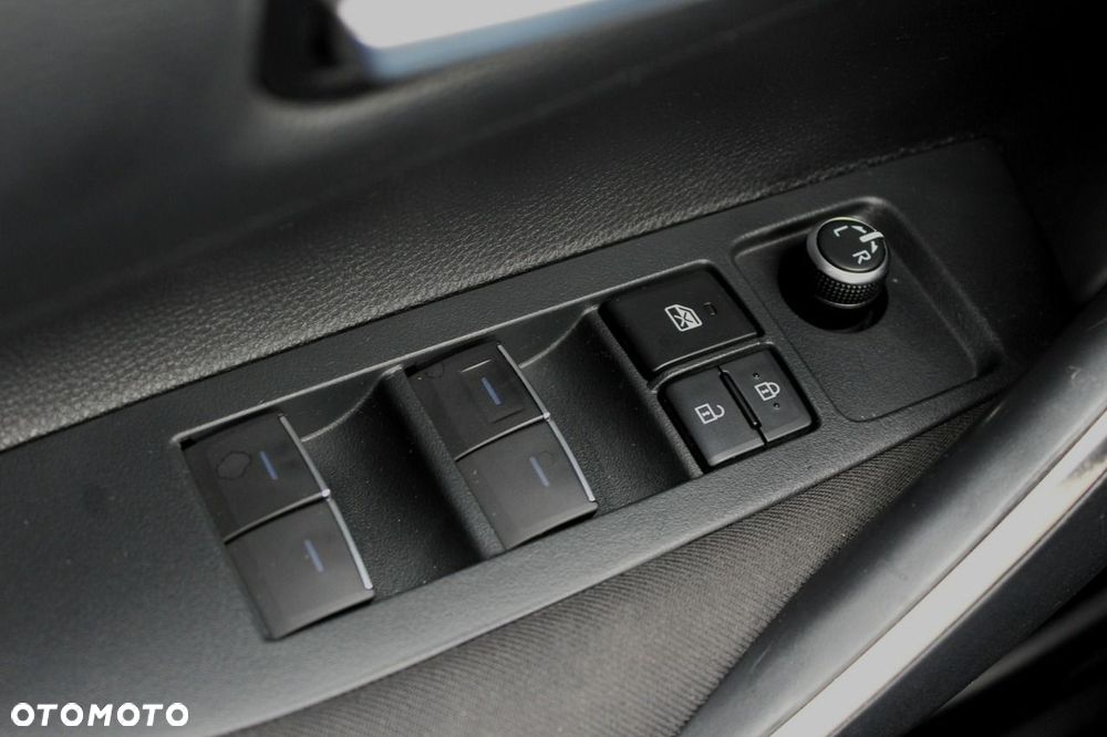 Toyota Corolla 1.8 Hybrid Comfort - 27