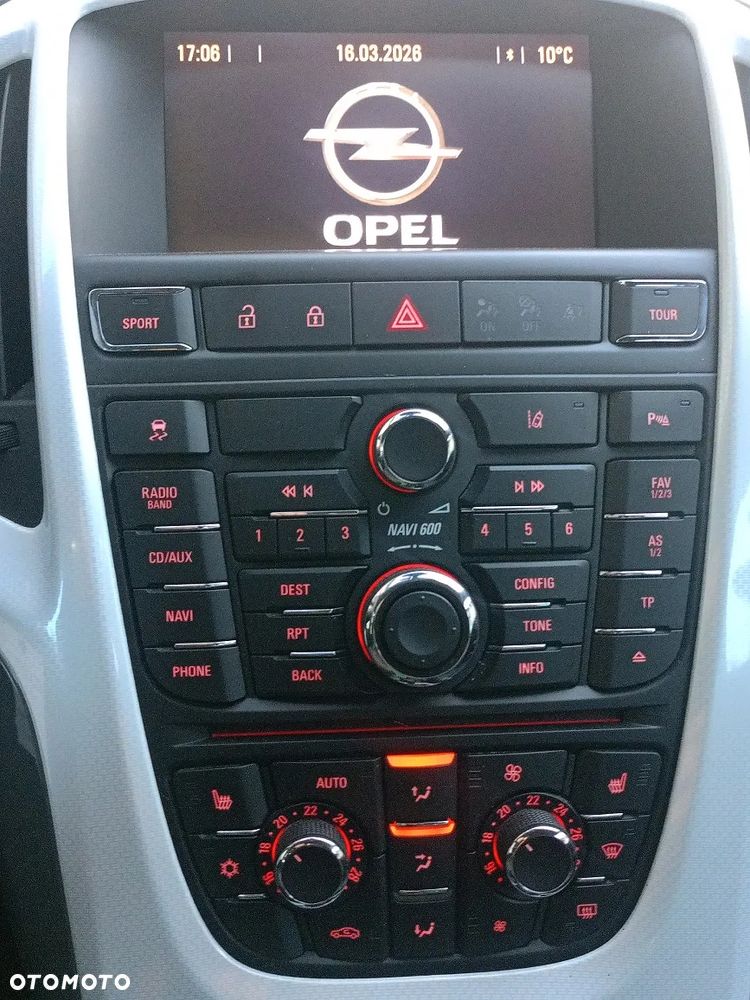 Opel Astra 1.6 Turbo Edition - 17