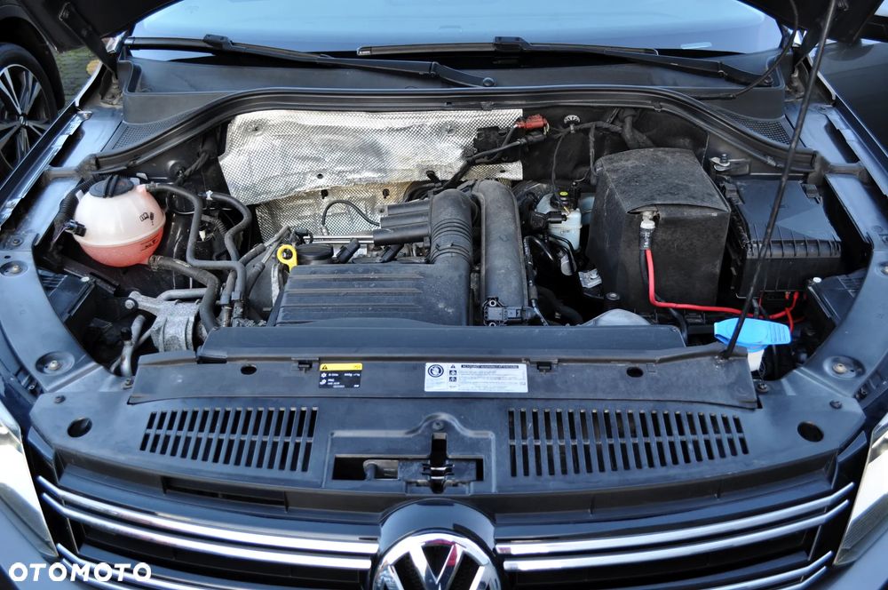 Volkswagen Tiguan 1.4 TSI BlueMotion Technology Lounge Sport & Style - 29