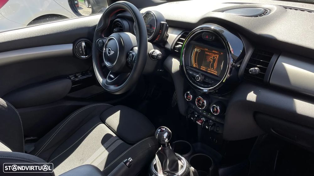 MINI 5 Portas One D - 12