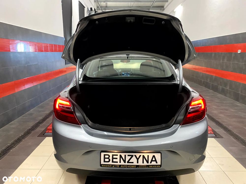 Opel Insignia 1.6 T Cosmo - 22