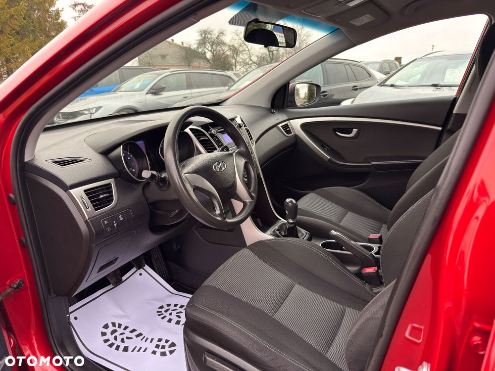 Hyundai i30 1.4 Passion - 10