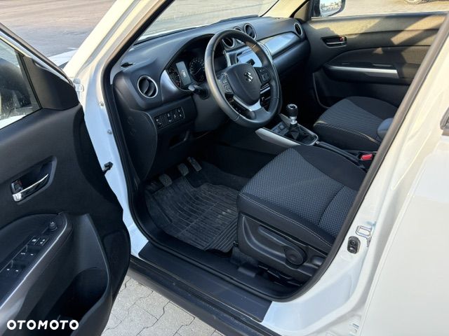 Suzuki Vitara 1.4 Boosterjet mHEV Premium Plus 2WD - 10