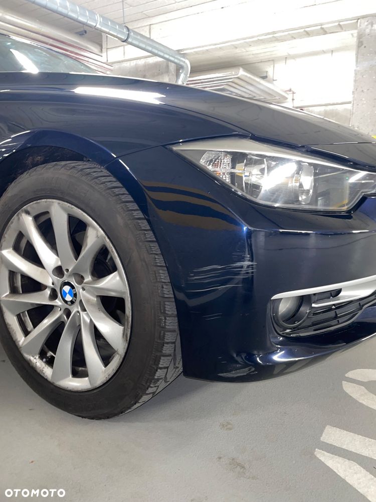 BMW Seria 3 320i xDrive - 7
