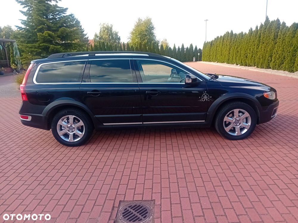 Volvo XC 70 D5 AWD Summum - 4