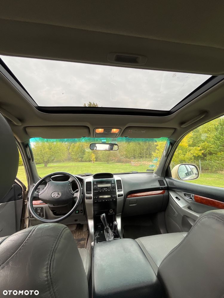Toyota Land Cruiser - 8