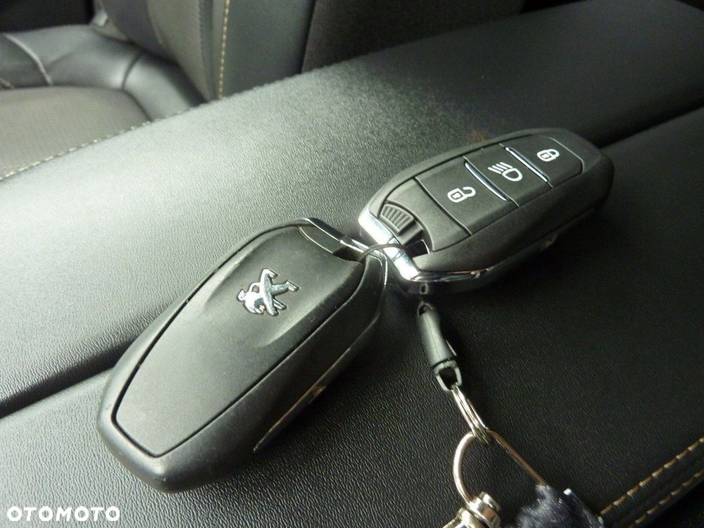 Peugeot 5008 - 19