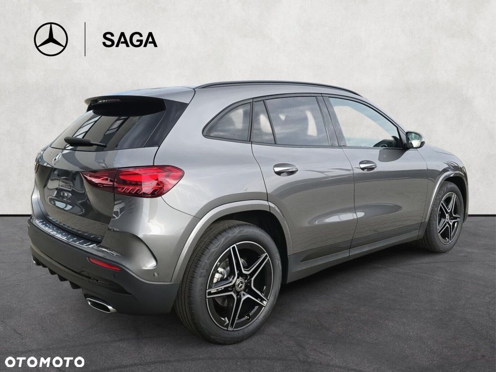Mercedes-Benz GLA - 6