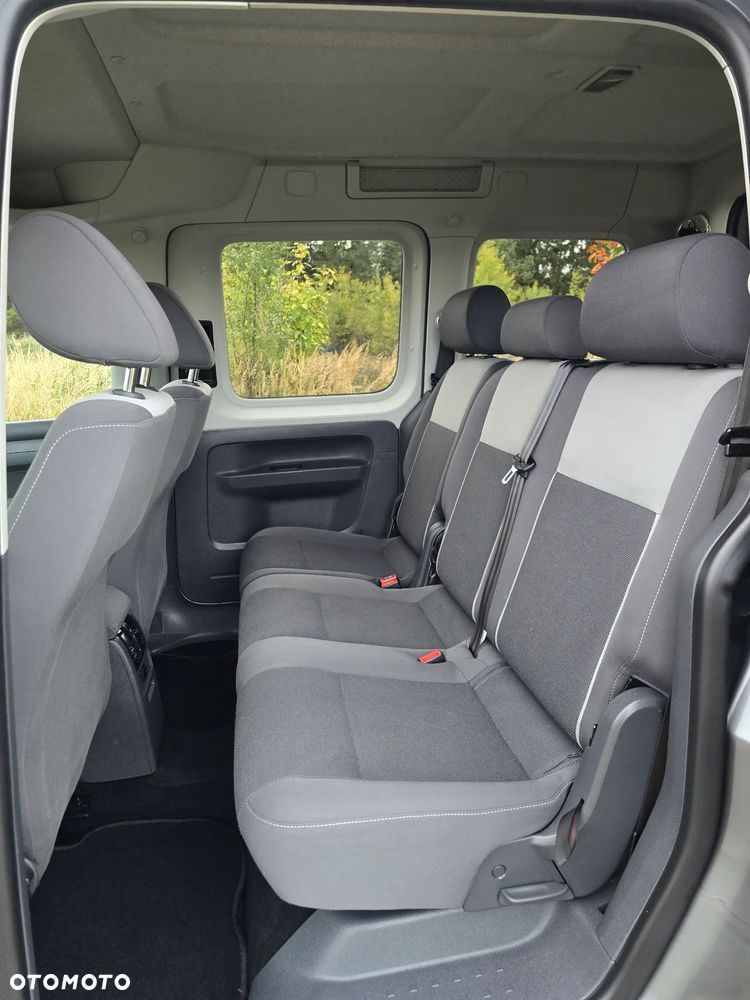 Volkswagen Caddy 1.6 (7-Si.) Edition 30 - 9
