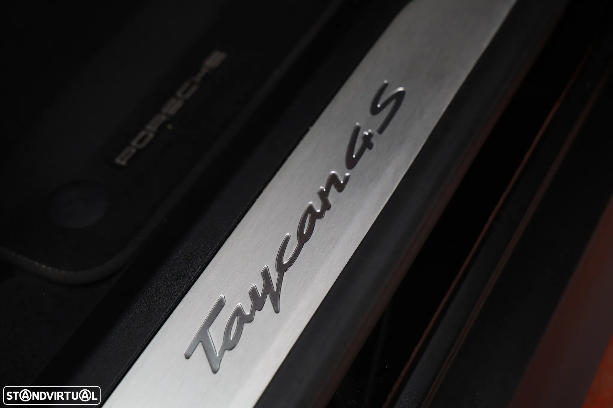 Porsche Taycan 4S - 13