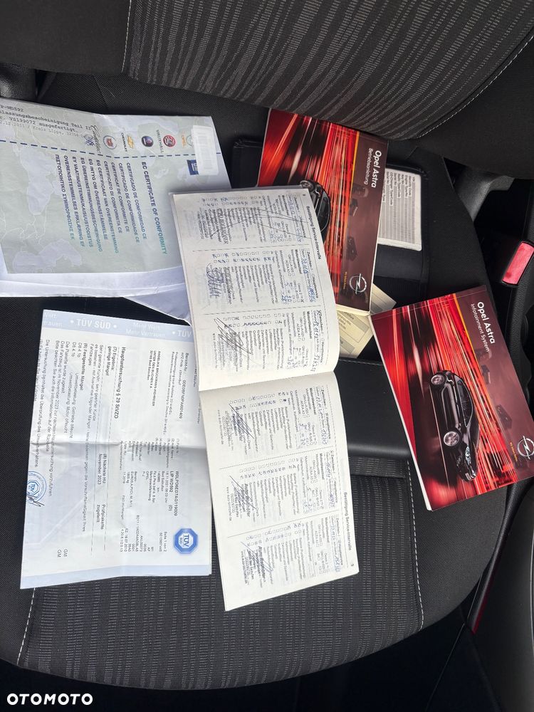 Opel Astra 1.6 Active - 23