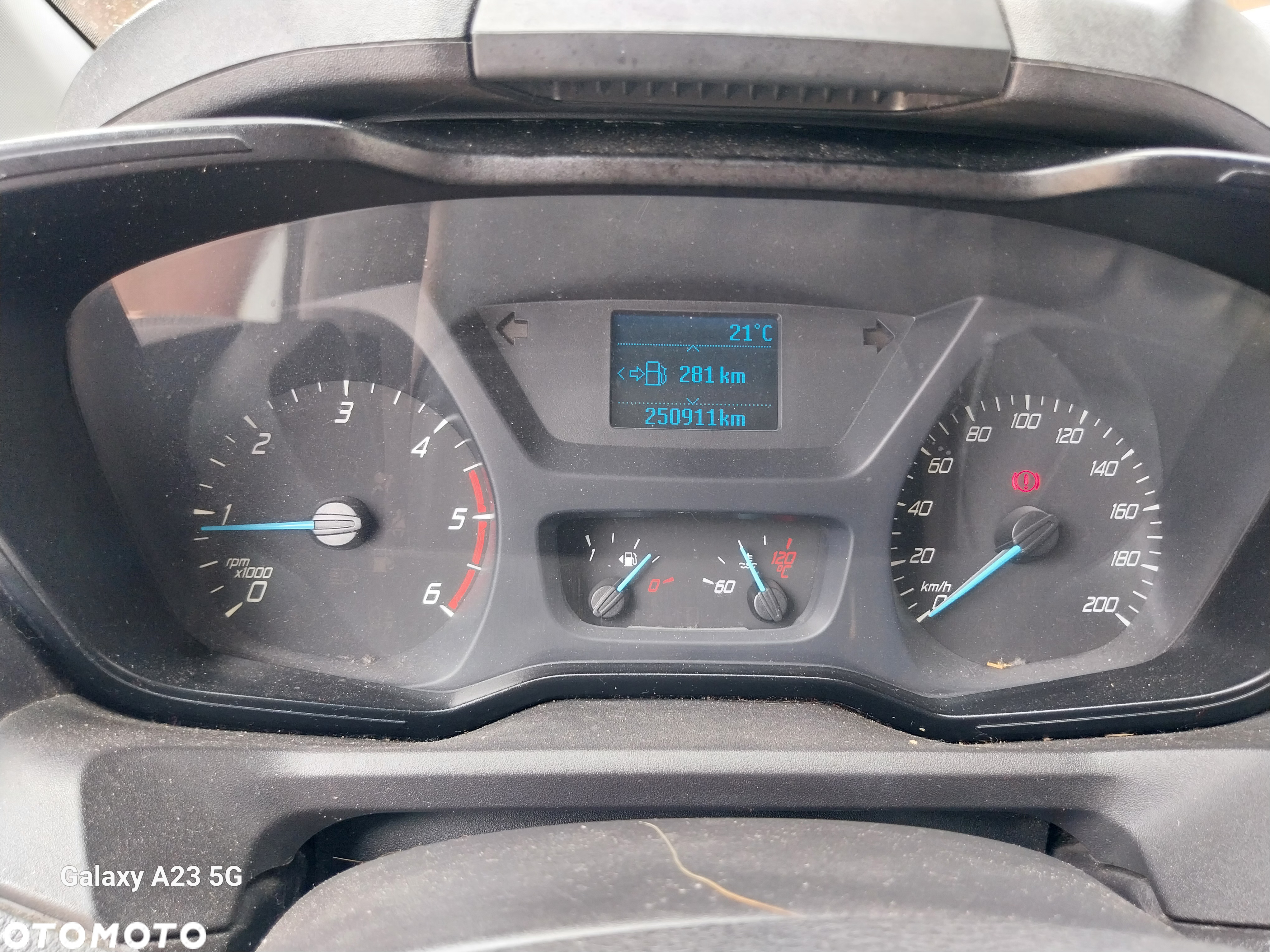 Ford Transit Custom - 14