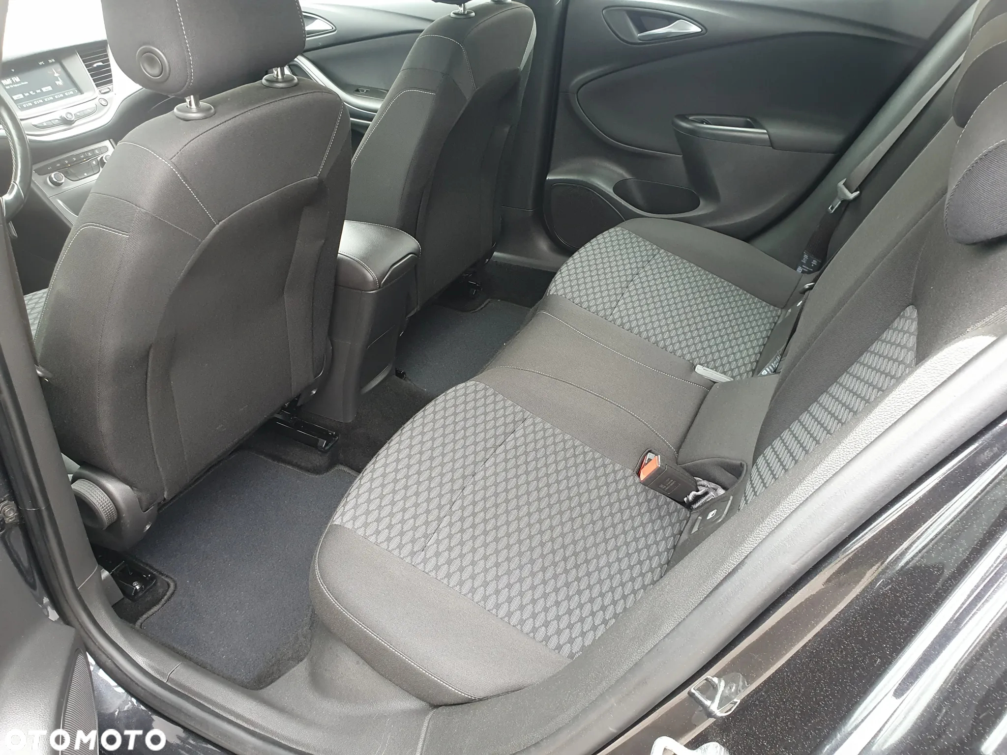 Opel Astra 1.6 CDTI DPF ecoFLEX Start/Stop Edition - 10