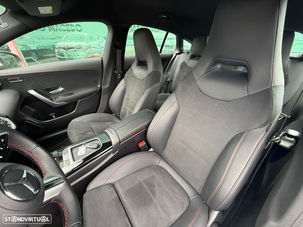 Mercedes-Benz CLA 180 - 9