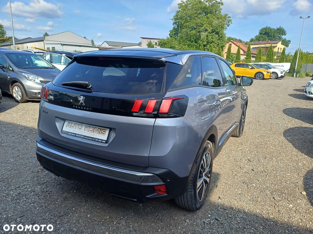 Peugeot 3008 1.2 PureTech Allure S&S - 6