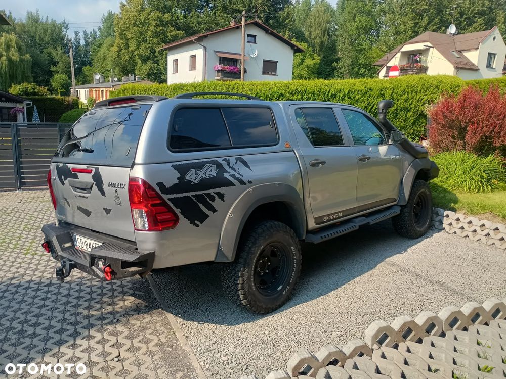 Toyota Hilux 2.4 D-4D Double Cab DLX 4x4 - 8