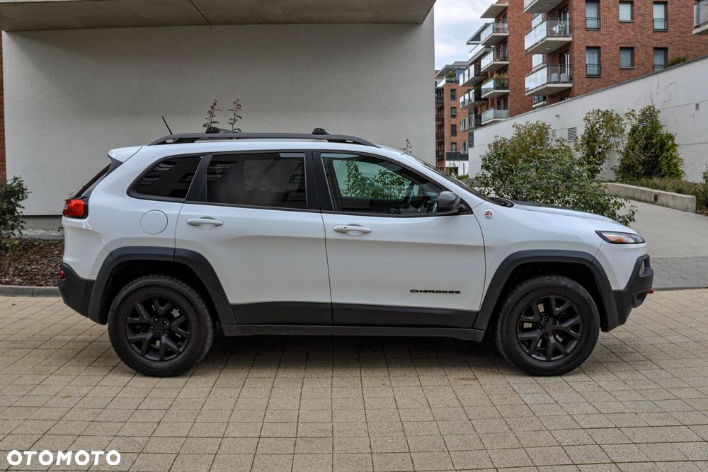 Jeep Cherokee 2015 photo 5