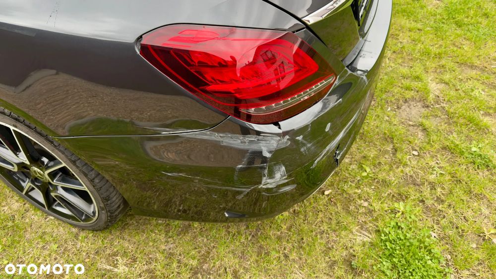 Mercedes-Benz Klasa C 400 4Matic 9G-TRONIC AMG Line - 11