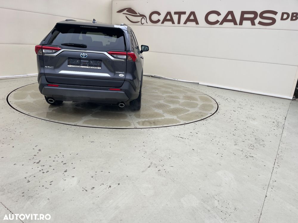 Toyota RAV4 - 12