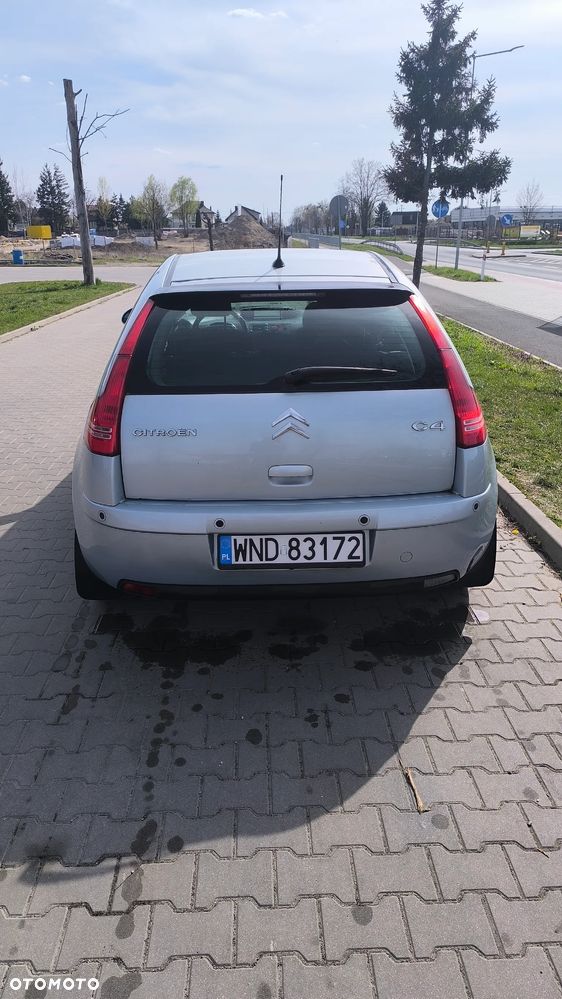 Citroën C4 2.0 16V Exclusive - 3