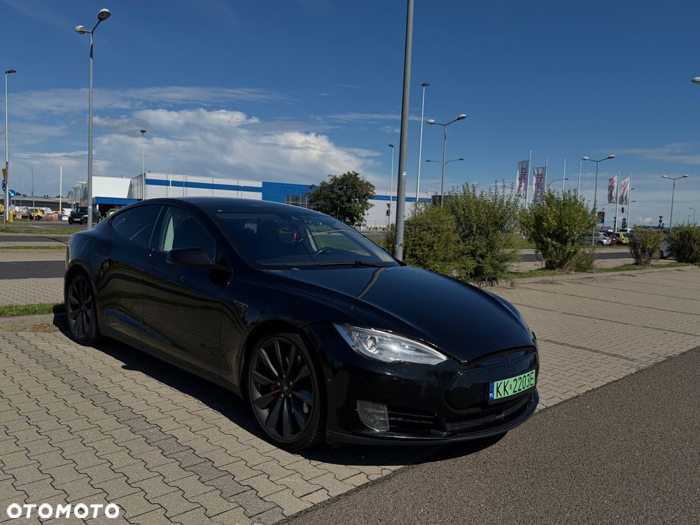 Tesla Model S 2015 photo 5