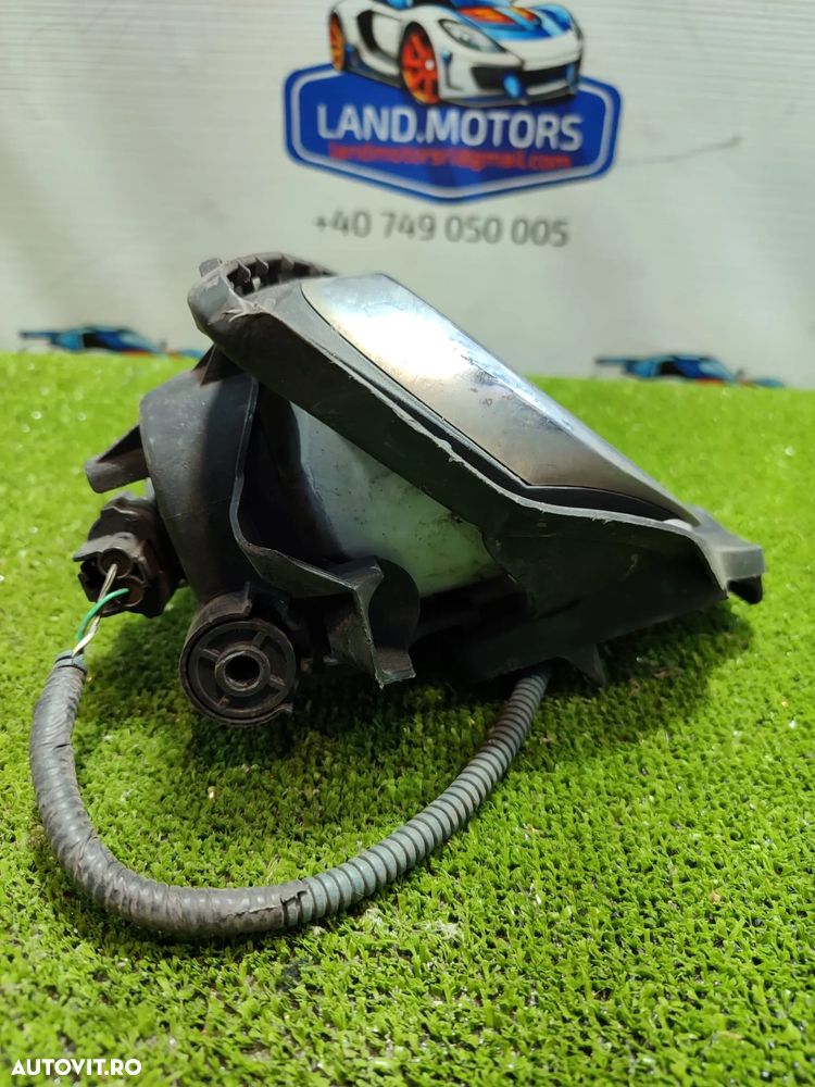 PROIECTOR CEATA FATA DREAPTA + PLASTIC TOYOTA AURIS HYBRID 2013 1.6 BENZINA COD OEM 90008490 / HATCHBACK 2012-2018 - 7