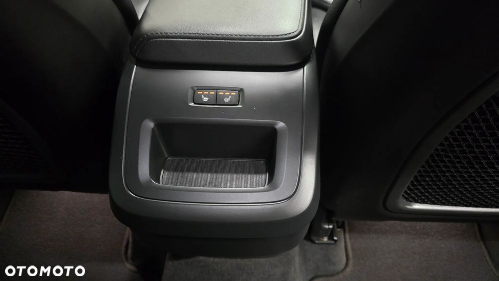 Volvo XC 60 B4 D AWD Inscription - 16