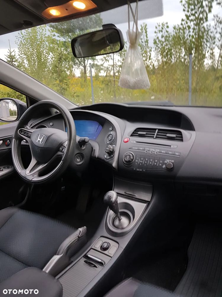 Honda Civic 1.8 Comfort - 15