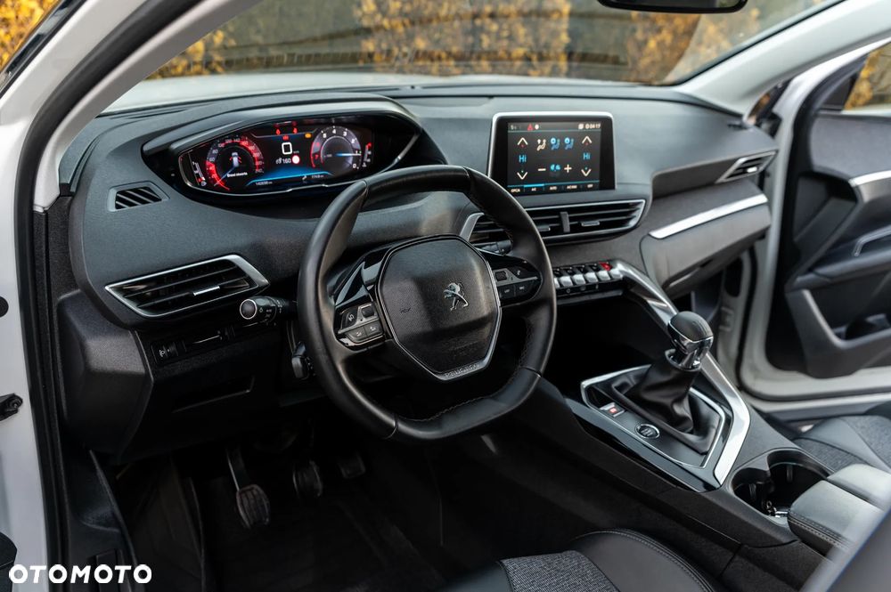 Peugeot 3008 PureTech 130 Stop & Start GPF Active - 32