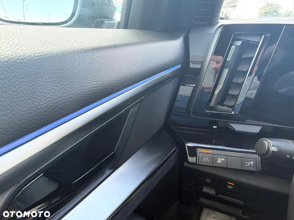Renault Austral 1.3 TCe mHEV Iconic esprit Alpine - 18