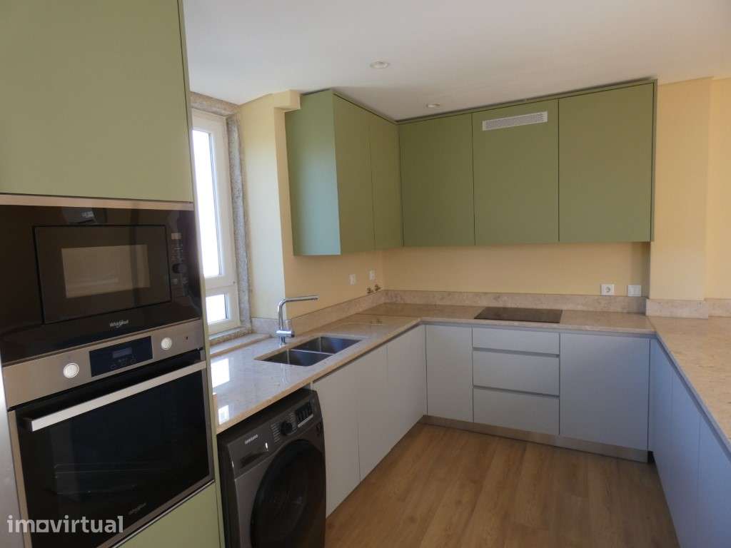 Apartamento T2 duplex, Massamá - Grande imagem: 2/27