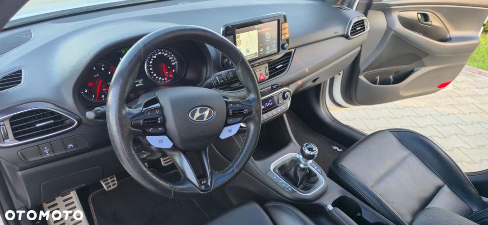 Hyundai i30 N 2.0 T-GDI Performance - 13