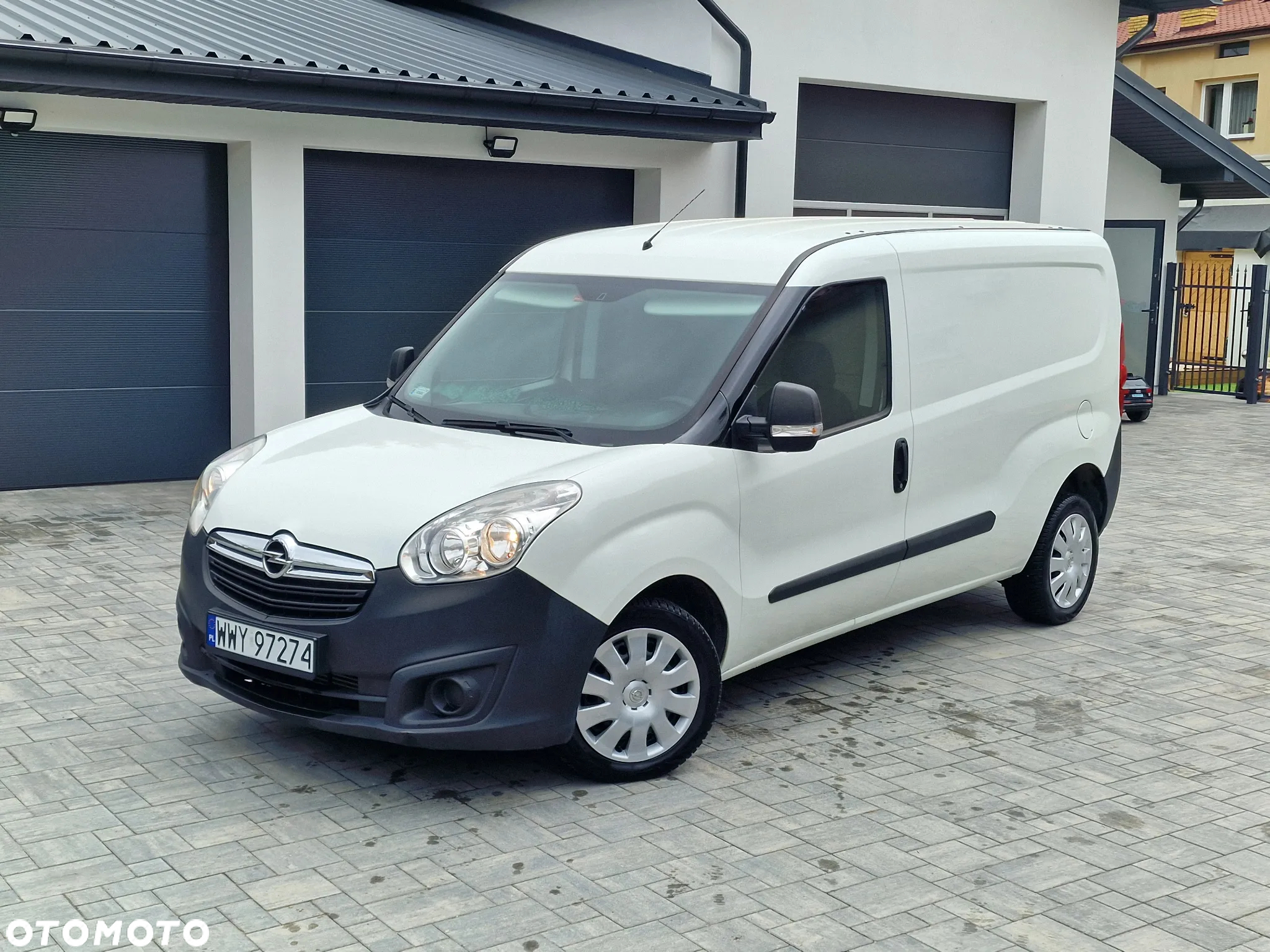 Opel COMBO - 38