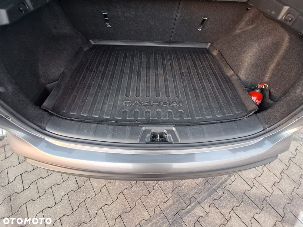 Nissan Qashqai 1.3 DIG-T N-CONNECTA - 10