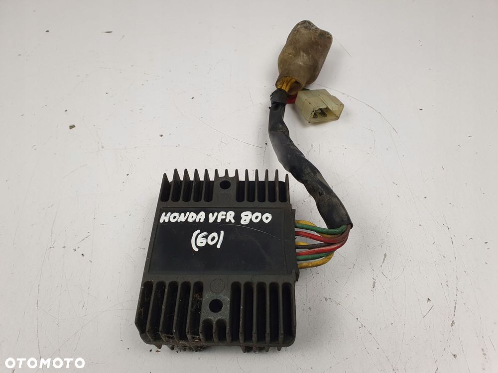 REGULATOR NAPIĘCIA VFR 800 VFR800 02-12 moduł sterownik SH689A - 5