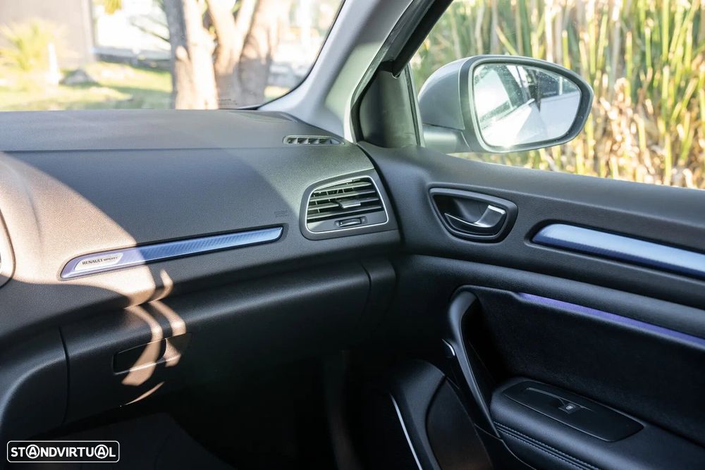 Renault Mégane Sport Tourer 1.6 dCi GT EDC - 21