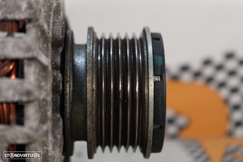 Alternador Volkswagen Golf Vi (5K1)  03L903023f / Tg14c026 / 2607703A - 5