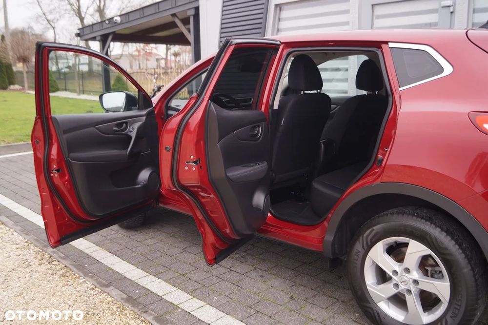 Nissan Qashqai - 11