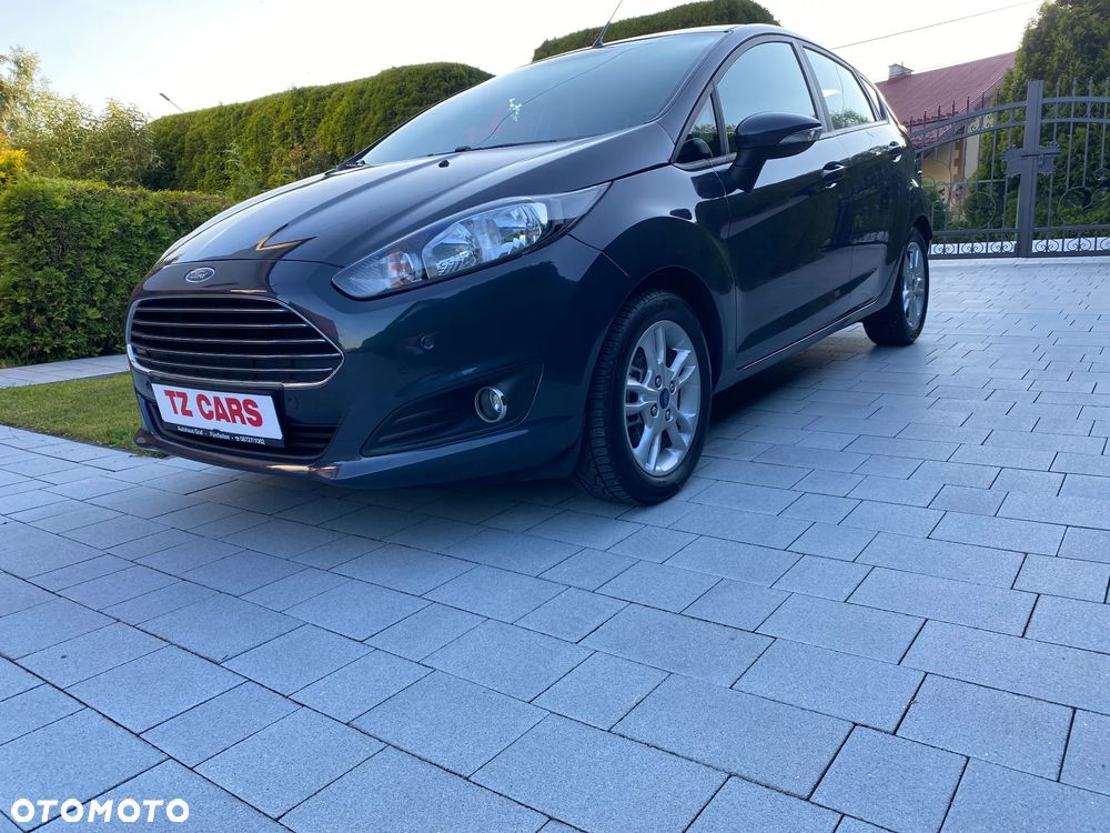 Ford Fiesta 1.25 Titanium EU6 - 23