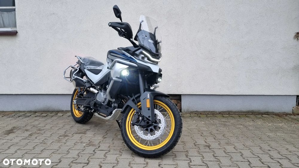 CFMoto 800MT Explore - 4