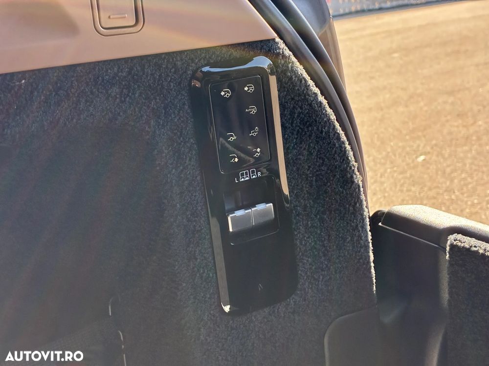 Land Rover Range Rover 4.4 V8 P530 HSE - 30