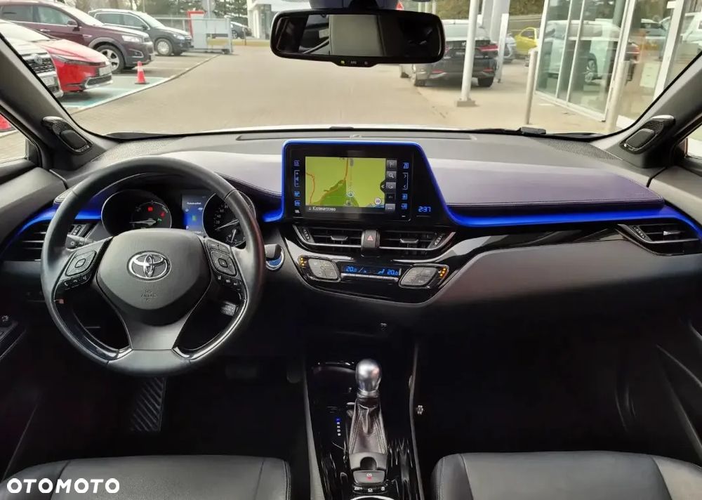 Toyota C-HR - 14