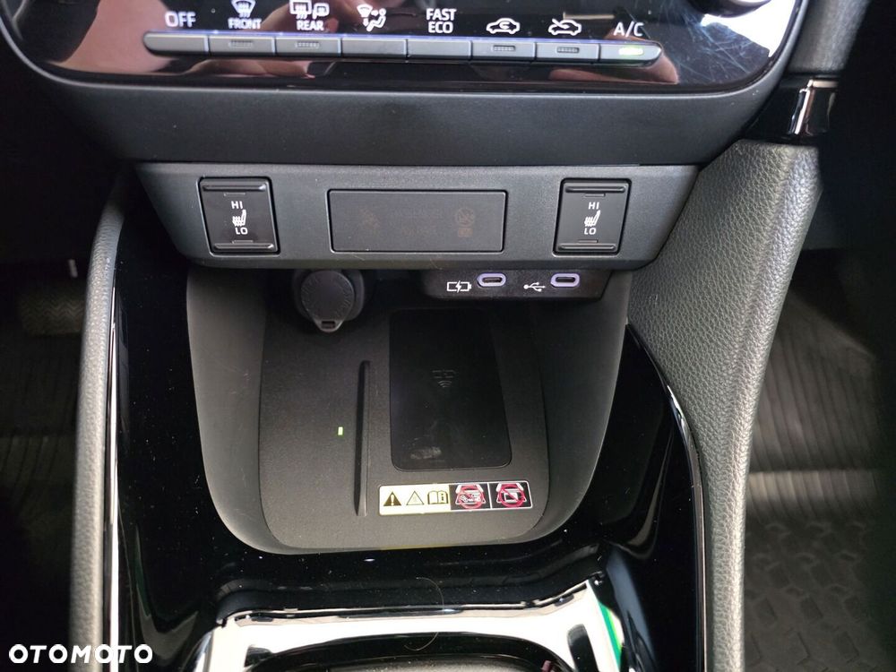 Toyota Yaris Hybrid 1.5 Style - 20