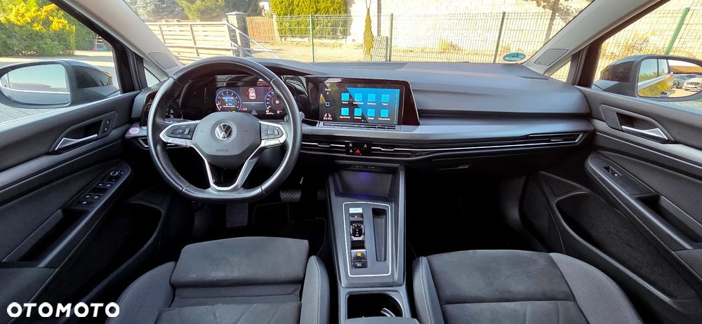 Volkswagen Golf 1.5 eTSI OPF DSG Style - 20