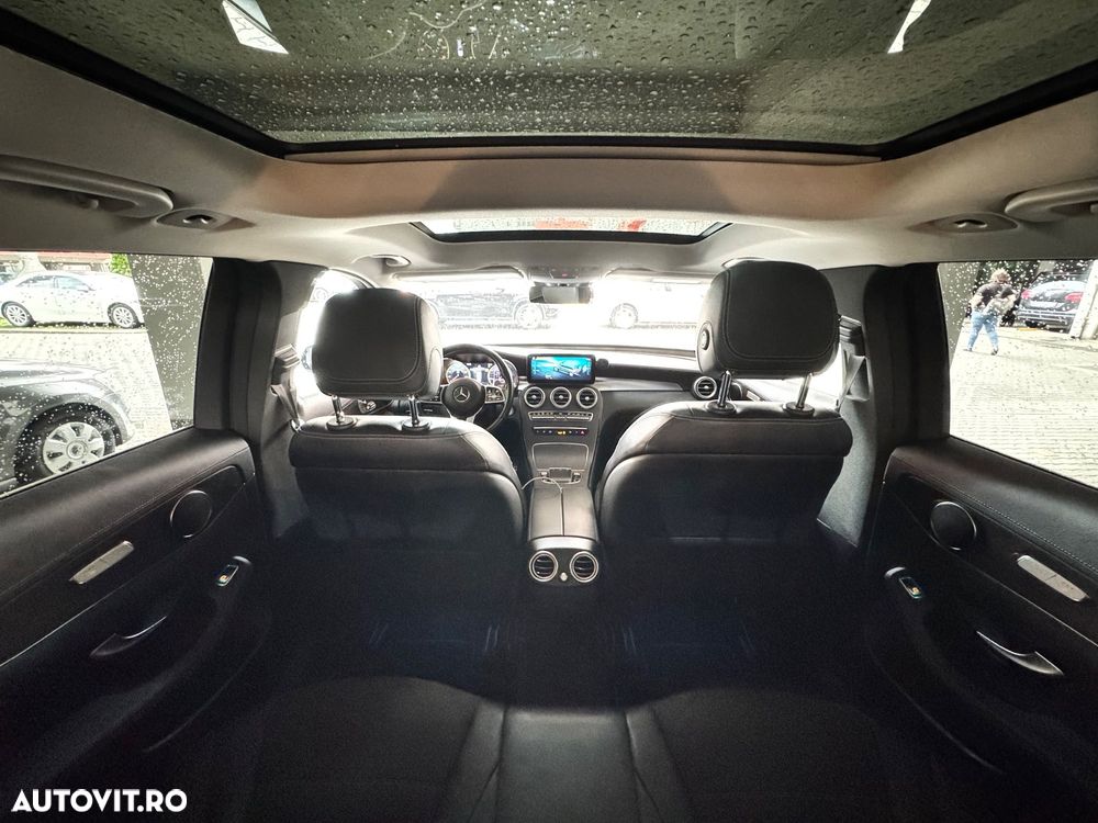 Mercedes-Benz GLC 300 d 4MATIC - 18