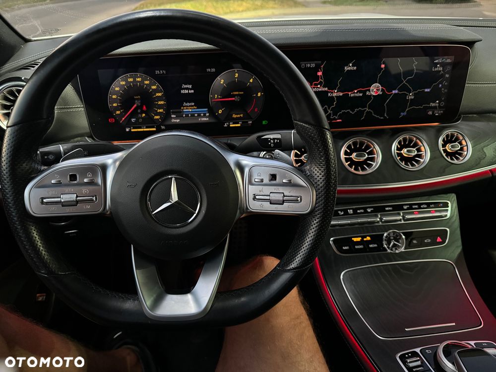 Mercedes-Benz Klasa E - 9