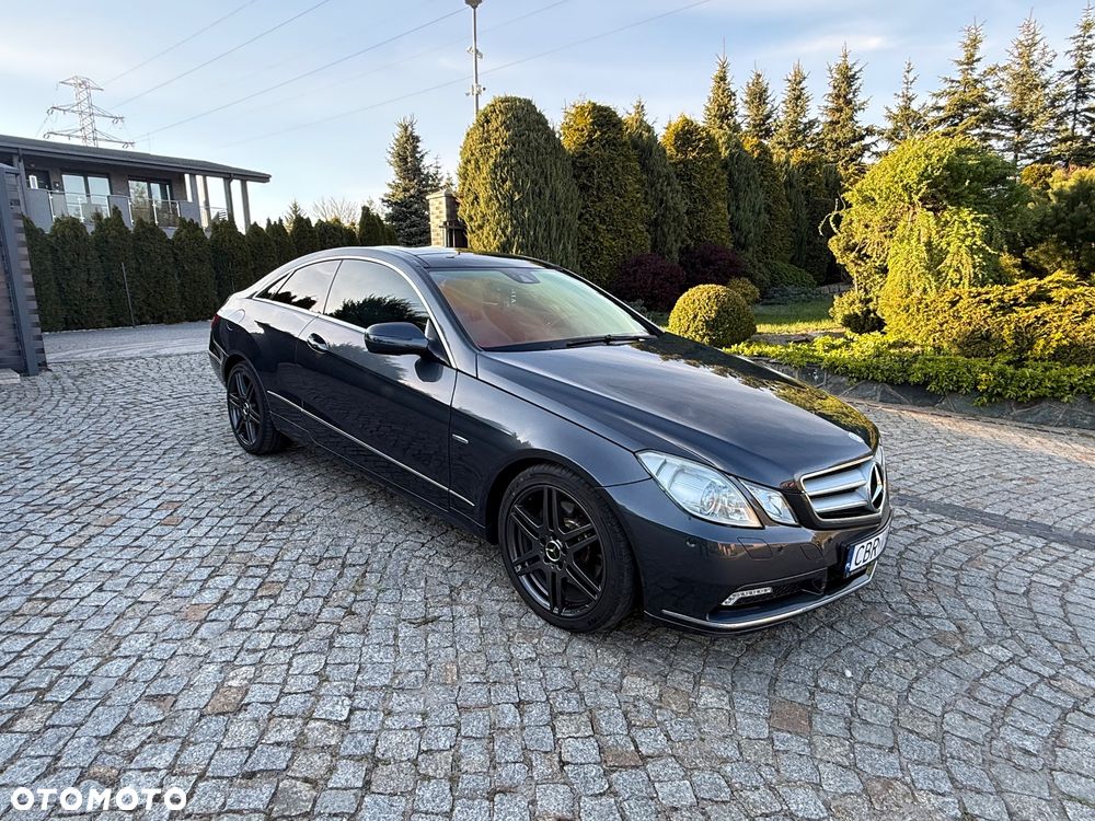 Mercedes-Benz Klasa E - 15